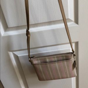 Crossbody purse